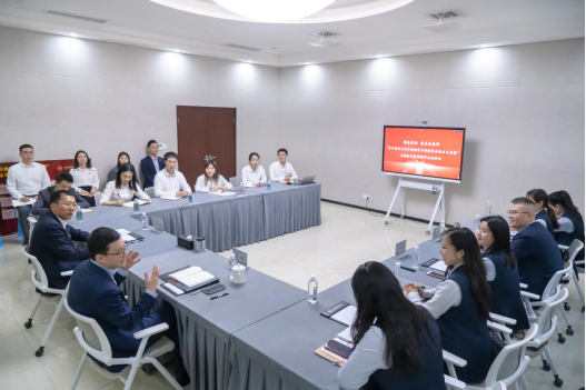 230424宜發(fā)展集團·國泰君安“學(xué)思踐悟二十大·聯(lián)學(xué)共建助發(fā)展”主題團日活動391.png